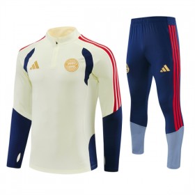 FC Bayern München Trainings Sweatshirt Kvarts-Dragkedja 2026-27 Vit